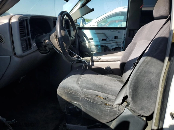 1999 Chevrolet Silverado 1500 LS with VIN 2GCEC19T7X1193973, listed as a Copart auction lot 49701125 with 276,641 mi miles and Salvage Title. Bid and sale history available at carsss.com. Image 7.