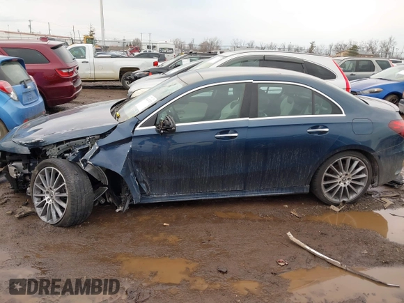 2022 Mercedes-Benz A 220 with VIN W1K3G4FB3NJ333910, listed as a IAAI auction lot 41647433 with 57,762 mi miles and . Bid and sale history available at DreamBid. Image 13.