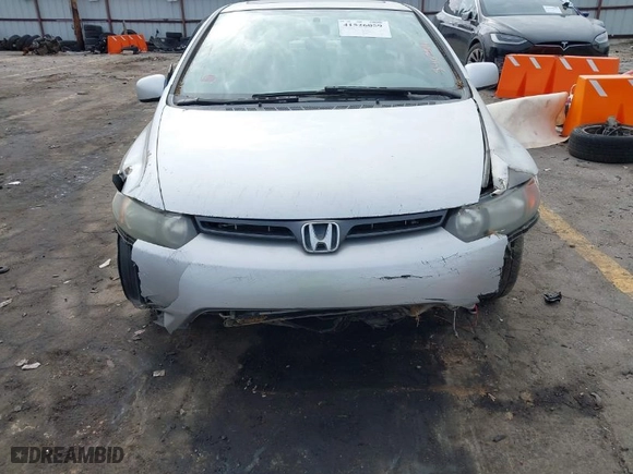 2008 Honda Civic Cpe EX-L with VIN 2HGFG12938H546744, listed as a IAAI auction lot 41526059 with 232,981 mi miles. Bid and sale history available at carsss.com. Image 6.