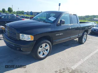 2002 Dodge 1500 with VIN 1D7HU18Z82J123158, listed as a IAAI auction lot 42196340 with 231,681 mi miles and . Bid and sale history available at carsss.com. Image 2.