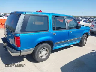 1994 Ford Explorer Eddie Bauer z VIN 1FMDU34X8RUE55730, wystawiony jako IAAI lot #41852462 z przebiegiem 209 459 mil mil oraz . Historia ofert i sprzedaży dostępna na DreamBid. Obrazek 4.