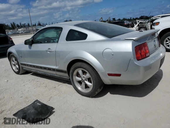 2009 Ford Mustang with VIN 1ZVHT80N595113637, listed as a Copart auction lot 54947305 with 215,559 mi miles and Clean Title. Bid and sale history available at carsss.com. Image 2.