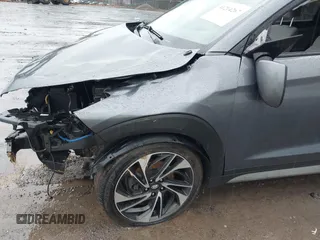 2019 Hyundai Tucson Ultimate with VIN KM8J3CAL8KU065577, listed as a IAAI auction lot 41214267 with 106,975 mi miles. Bid and sale history available at carsss.com. Image 20.