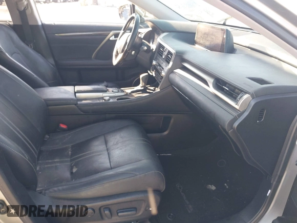 2019 Lexus RX 350L Premium z VIN JTJGZKCA9K2013385, wystawiony jako IAAI lot #42072200 z przebiegiem Nie podano mil oraz . Historia ofert i sprzedaży dostępna na DreamBid. Obrazek 5.