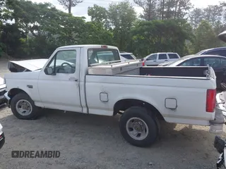 1995 Ford F-150 z VIN 1FTDF15Y2SLA09272, wystawiony jako IAAI lot #42292685 z przebiegiem 179 813 mil mil oraz . Historia ofert i sprzedaży dostępna na DreamBid. Obrazek 3.