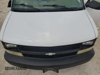 2005 Chevrolet Astro Cargo with VIN 1GCDM19X95B113405, listed as a Copart auction lot 72017174 with 92,864 mi miles and Salvage Title. Bid and sale history available at carsss.com. Image 13.