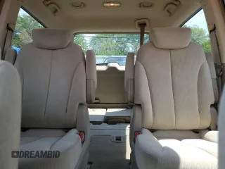 2006 Kia Sedona LX with VIN KNDMB233066095436, listed as a Copart auction lot 68822844 with 177,007 mi miles and Salvage Title. Bid and sale history available at carsss.com. Image 10.