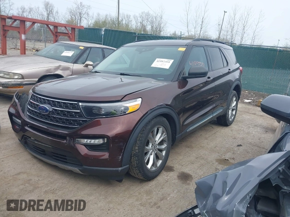 2020 Ford Explorer XLT with VIN 1FMSK8DH9LGA09384, listed as a IAAI auction lot 41997331 with 88,676 mi miles. Bid and sale history available at carsss.com. Image 18.