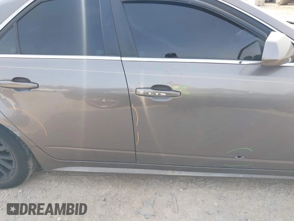 2012 Cadillac CTS Luxury with VIN 1G6DE5E5XC0137961, listed as a IAAI auction lot 42504953 with 179,263 mi miles and . Bid and sale history available at DreamBid. Image 13.