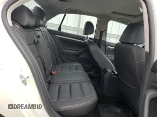 2008 Volkswagen Jetta SE with VIN 3VWRM71K18M064669, listed as a Copart auction lot 59587525 with 118,065 mi miles and Salvage title. Bid and sale history available at DreamBid. Image 10.