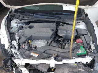 2017 Nissan Altima SR with VIN 1N4AL3AP9HC166428, listed as a IAAI auction lot 41955725 with 52,826 mi miles and . Bid and sale history available at carsss.com. Image 10.