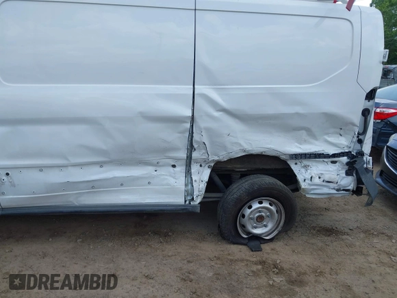 2024 Ford Transit Cargo with VIN 1FTBR1Y89RKA01132, listed as a IAAI auction lot 42668811 with 31,666 mi miles and . Bid and sale history available at DreamBid. Image 6.