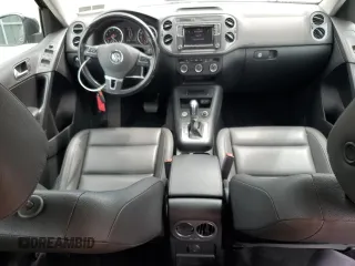 2017 Volkswagen Tiguan S with VIN WVGBV7AX8HK007434, listed as a Copart auction lot 53706165 with 164,588 mi miles and Salvage Title. Bid and sale history available at DreamBid. Image 8.