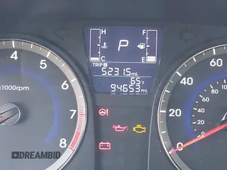 2016 Hyundai Accent SE z VIN KMHCT4AE9GU085523, wystawiony jako IAAI lot #42208002 z przebiegiem 94 653 mil mil oraz . Historia ofert i sprzedaży dostępna na DreamBid. Obrazek 15.
