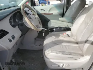 2012 Toyota Sienna XLE AAS with VIN 5TDYK3DC7CS235676, listed as a Copart auction lot 47812035 with 274,896 mi miles and Salvage Title. Bid and sale history available at carsss.com. Image 7.