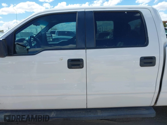 2014 Ford F-150 XL with VIN 1FTEW1CM7EKG57737, listed as a IAAI auction lot 42046953 with 145,796 mi miles. Bid and sale history available at carsss.com. Image 14.