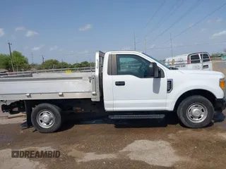 2017 Ford F-250 XL with VIN 1FDBF2A60HEC86593, listed as a IAAI auction lot 41768062 with 78,759 mi miles and . Bid and sale history available at DreamBid. Image 13.