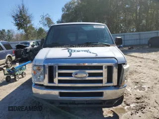 2014 Ford Econoline Passenger XL z VIN 1FBSS3BL8EDA99831, wystawiony jako Copart lot #45062605 z przebiegiem 121 006 mil mil oraz Szkoda całkowita • Salvage title. Historia ofert i sprzedaży dostępna na DreamBid. Obrazek 5.
