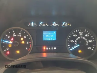 2020 Ford F-150 XL z VIN 1FTEW1C55LFA63257, wystawiony jako Copart lot #59329965 z przebiegiem 115 740 mil mil oraz Czysty tytuł • Clean title. Historia ofert i sprzedaży dostępna na DreamBid. Obrazek 9.