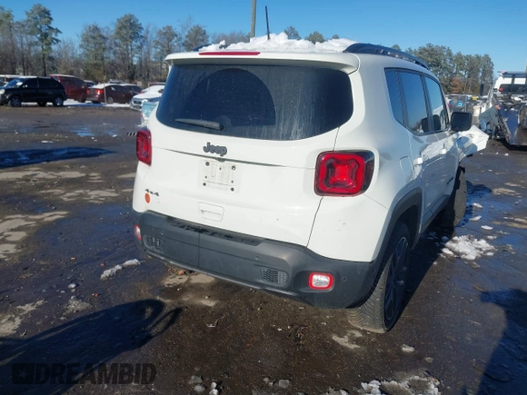 2021 Jeep Renegade Latitude with VIN ZACNJDB19MPN29234, listed as a IAAI auction lot 41238806 with 52,745 mi miles. Bid and sale history available at carsss.com. Image 4.
