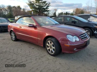 2004 Mercedes-Benz CLK 320 z VIN WDBTK65G04T032160, wystawiony jako Copart lot #80343424 z przebiegiem 104 002 mil mil oraz Tytuł czysty. Historia ofert i sprzedaży dostępna na DreamBid. Obrazek 4.