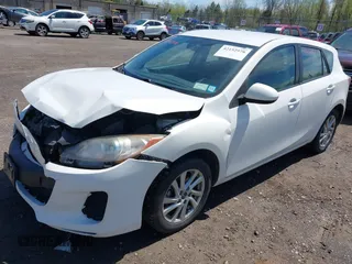 2013 Mazda 3 i Touring with VIN JM1BL1LP0D1833473, listed as a IAAI auction lot 42152978 with 127,789 mi miles and . Bid and sale history available at DreamBid. Image 2.
