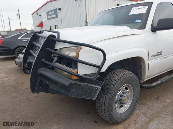 2006 Chevrolet Silverado 2500HD LT1 with VIN 1GCHK23D56F214849, listed as a IAAI auction lot 41249646 with NaN miles. Bid and sale history available at carsss.com. Image 6.