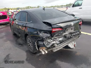 2019 Volkswagen Jetta SEL z VIN 3VWEB7BU2KM273950, wystawiony jako IAAI lot #42414034 z przebiegiem 84 100 mil mil oraz . Historia ofert i sprzedaży dostępna na DreamBid. Obrazek 6.