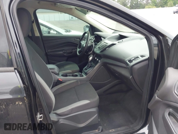 2014 Ford Escape S с VIN 1FMCU0F7XEUC01325, выставлен на аукционе IAAI как лот 42397636 с пробегом 194 949 миль миль и . История ставок и продаж доступна на DreamBid. Изображение 5.