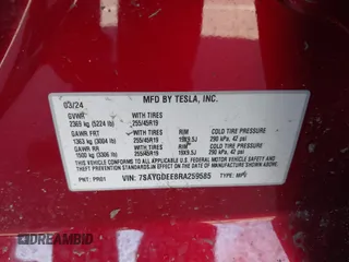 2024 Tesla Model Y Long Range with VIN 7SAYGDEE8RA259585, listed as a IAAI auction lot 41763296 with 29,606 mi miles. Bid and sale history available at carsss.com. Image 9.