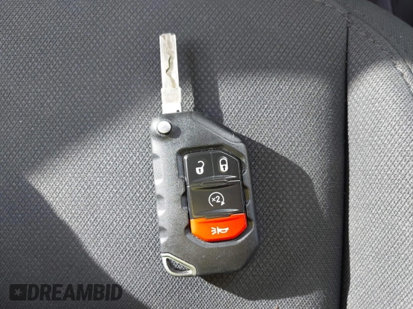 2021 Jeep Wrangler Unlimited Willys с VIN 1C4HJXDM0MW683276, выставлен на аукционе IAAI как лот 41896423 с пробегом 70 935 миль миль и . История ставок и продаж доступна на DreamBid. Изображение 11.