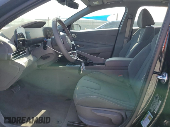 2025 Hyundai Elantra SEL Convenience with VIN KMHLS4DG8SU933531, listed as a Copart auction lot 54520365 with 3,295 mi miles and Clean Title. Bid and sale history available at DreamBid. Image 7.