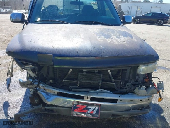 2000 Chevrolet Silverado 1500 LS with VIN 1GCEK14T8YE256265, listed as a IAAI auction lot 41826268 with 419,780 mi miles. Bid and sale history available at carsss.com. Image 17.