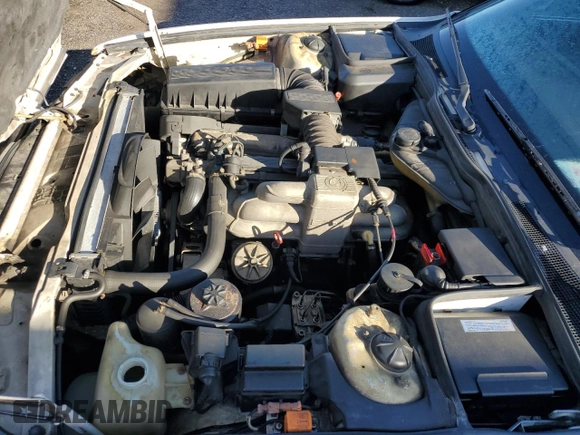 1991 BMW 7 Series z VIN WBAGC4310MDC27706, wystawiony jako Copart lot #81496754 z przebiegiem Nie podano mil oraz Nie do naprawy • Non repairable. Historia ofert i sprzedaży dostępna na DreamBid. Obrazek 11.