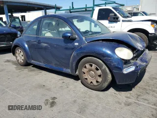 2003 Volkswagen New Beetle Coupe GL with VIN 3VWBK21C73M402426, listed as a Copart auction lot 67768914 with 118,906 mi miles and Salvage Title. Bid and sale history available at carsss.com. Image 4.