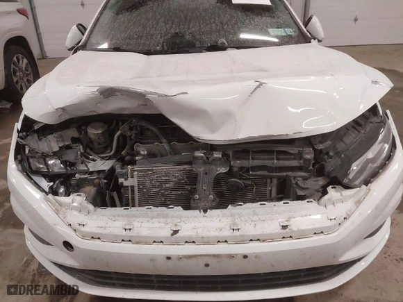 2019 Volkswagen Jetta S with VIN 3VWN57BUXKM235423, listed as a IAAI auction lot 41215196 with 77,540 mi miles. Bid and sale history available at carsss.com. Image 6.