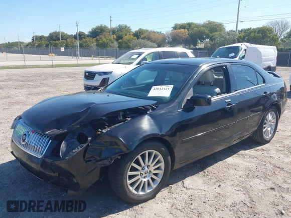 2009 Mercury Milan Premier with VIN 3MEHM08Z09R631997, listed as a IAAI auction lot 42042421 with 211,933 mi miles. Bid and sale history available at carsss.com. Image 17.