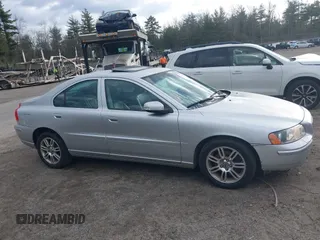 2007 Volvo S60 2.5L Turbo with VIN YV1RH592072609664, listed as a IAAI auction lot 41865512 with 200,528 mi miles. Bid and sale history available at carsss.com. Image 14.