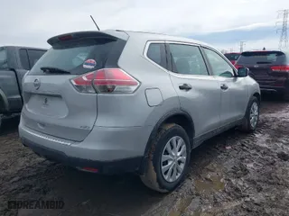 2016 Nissan Rogue SV with VIN 5N1AT2MV9GC886787, listed as a IAAI auction lot 41642909 with 194,620 mi miles. Bid and sale history available at carsss.com. Image 4.