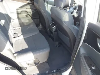 2016 Kia Sorento LX with VIN 5XYPG4A57GG069736, listed as a IAAI auction lot 41954474 with 131,150 mi miles. Bid and sale history available at carsss.com. Image 8.
