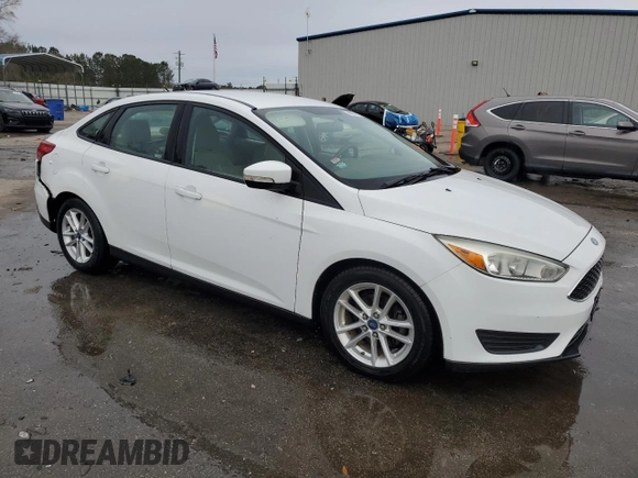 2015 Ford Focus SE with VIN 1FADP3F20FL280829, listed as a Copart auction lot 87031114 with 0 mi miles and Non Repairable. Bid and sale history available at carsss.com. Image 4.