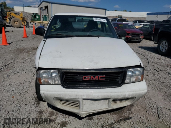 2003 GMC Sonoma SLS with VIN 1GTCS14H538264821, listed as a Copart auction lot 68917714 with 177,973 mi miles and Salvage Title. Bid and sale history available at carsss.com. Image 5.