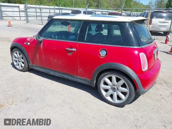 2006 MINI Hardtop S with VIN WMWRE33526TG99561, listed as a IAAI auction lot 42230639 with 202,113 mi miles and . Bid and sale history available at DreamBid. Image 3.