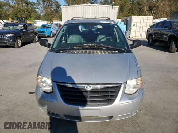 2007 Chrysler Town & Country LWB Touring with VIN 2A4GP54L27R135776, listed as a Copart auction lot 75538084 with 187,755 mi miles and Salvage Title. Bid and sale history available at carsss.com. Image 5.