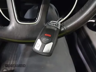 2017 Audi A4 Premium с VIN WAUANAF40HN005667, выставлен на аукционе IAAI как лот 42321268 с пробегом 72 341 миль миль и . История ставок и продаж доступна на DreamBid. Изображение 11.