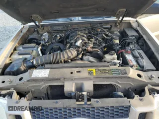 2005 Ford Explorer Sport Trac XLS with VIN 1FMZU67K65UA65517, listed as a Copart auction lot 50827365 with 288,901 mi miles and Clean title. Bid and sale history available at DreamBid. Image 11.