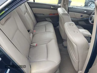 2004 Acura RL w/Navigation System with VIN JH4KA96624C003779, listed as a IAAI auction lot 39542033 with 80,018 mi miles. Bid and sale history available at carsss.com. Image 8.