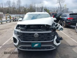 2024 Volkswagen Atlas SE with VIN 1V2LE2CA5RC243036, listed as a IAAI auction lot 41860475 with 7,766 mi miles and . Bid and sale history available at DreamBid. Image 12.