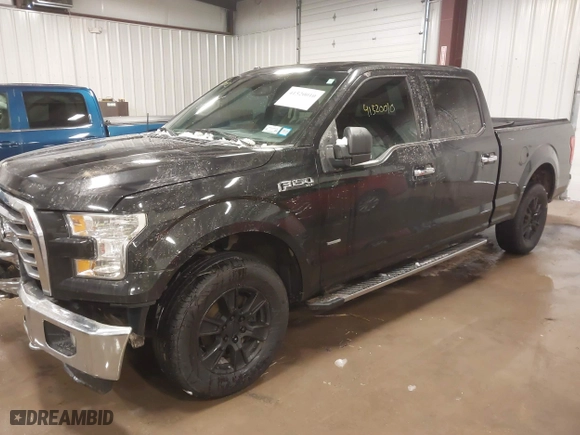 2015 Ford F-150 XLT w/HD Payload Pkg with VIN 1FTFW1EG8FFB59391, listed as a IAAI auction lot 41520010 with 119,414 mi miles. Bid and sale history available at carsss.com. Image 17.