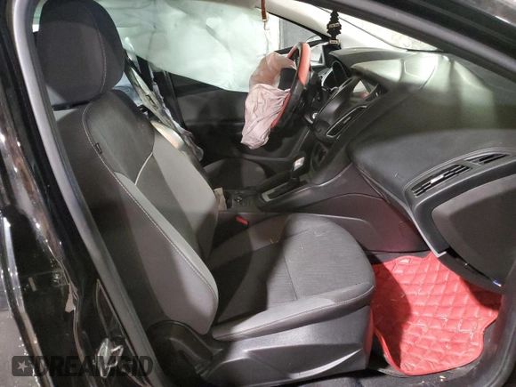2014 Ford Focus SE with VIN 1FADP3F24EL205341, listed as a Copart auction lot 48691175 with 135,910 mi miles and Salvage Title. Bid and sale history available at carsss.com. Image 7.